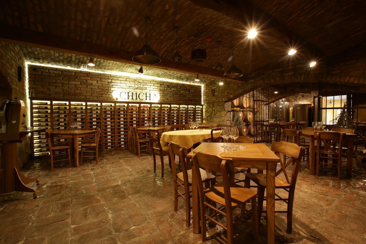 Garni Hotel Chicha - Winery Skrbic 贝尔格莱德 外观 照片